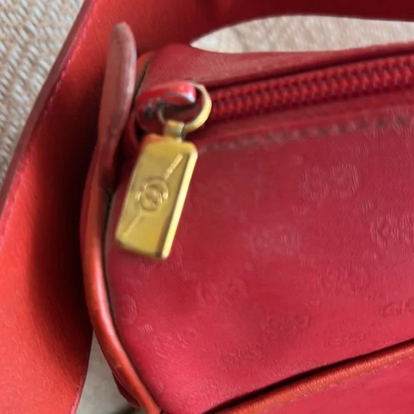 Gucci Red Shoulder Bag - Picture 3 of 13